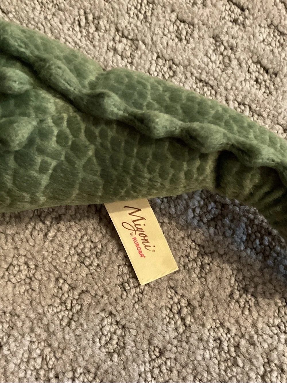 Green Plush Alligator Habitat Toy - Soft Reptile Accessory